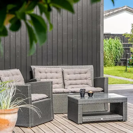 Soleil - 1-5km From The Sea By Interhome *